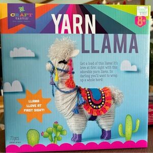 Colorful Yarn Llama Craft Kit